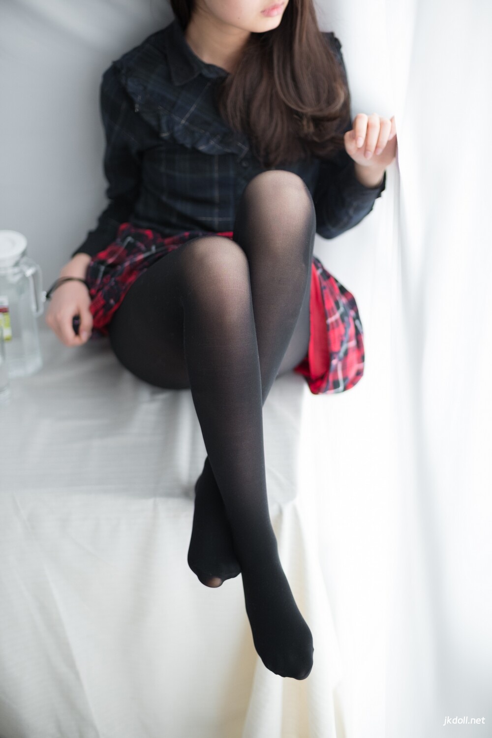 图片[4]-森萝财团 R15-008 玩手机的黑丝妹妹 [78P-413MB]-JKDOLL