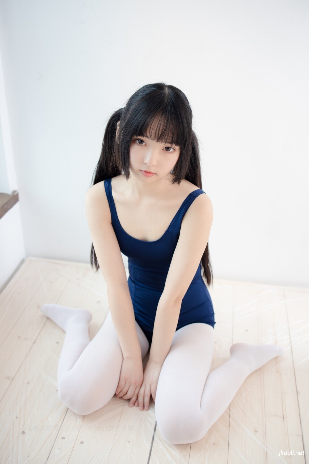 图片[3]-森萝财团 X-048 死库水束缚踩物50D白丝 [94P1V-2.27GB]-JKDOLL
