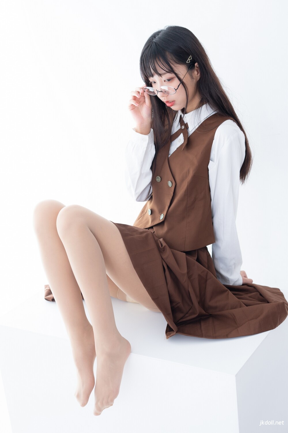 图片[3]-森萝财团 JKFUN-031 小梓 肉丝30D 摄助习作 [48P1V-1.09GB]-JKDOLL