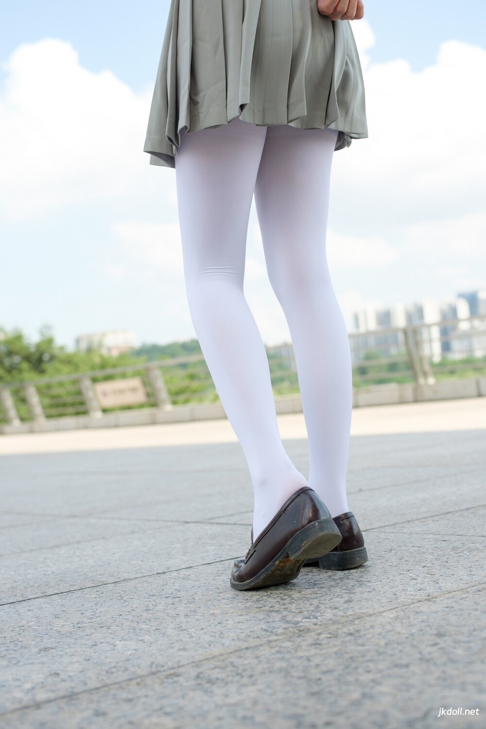 图片[2]-森萝财团 R15-026 JK白丝户外 [79P-426MB]-JKDOLL