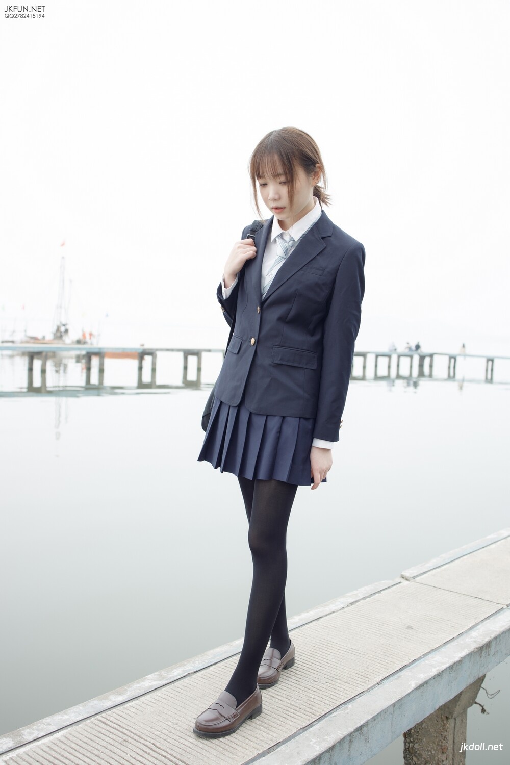 图片[5]-森萝财团 JKFUN-006 Aika 80D黑丝 户外水边 [140P1V-2.9GB]-JKDOLL