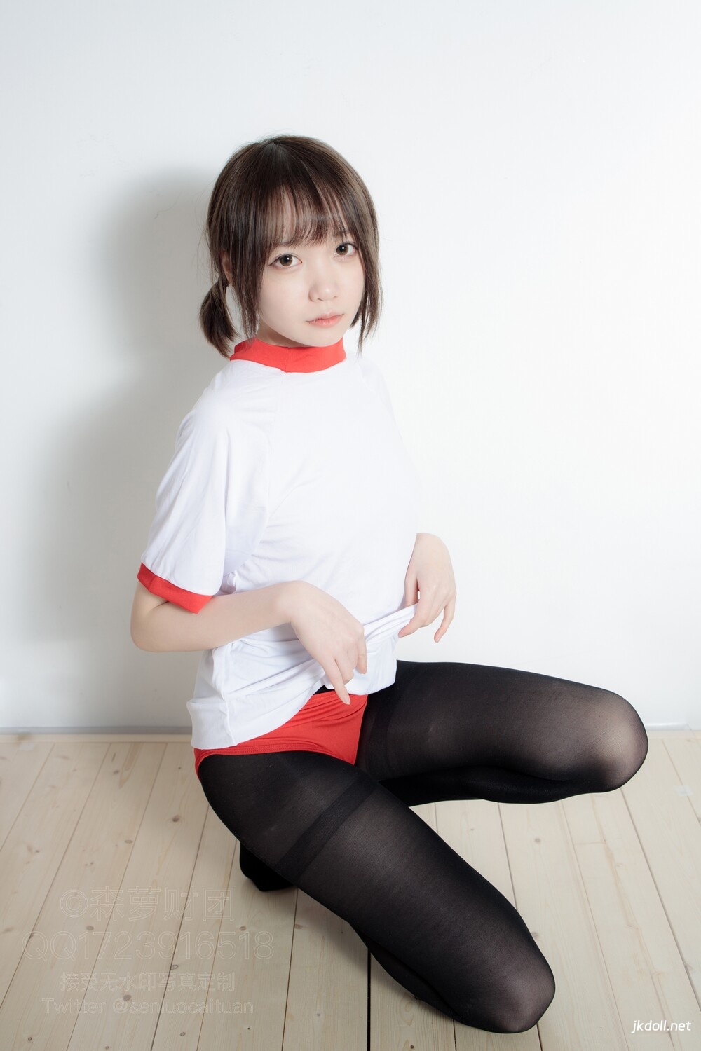 图片[3]-森萝财团 WTMSB-001 红色布鲁马50D黑丝 [149P1V-2.27GB]-JKDOLL