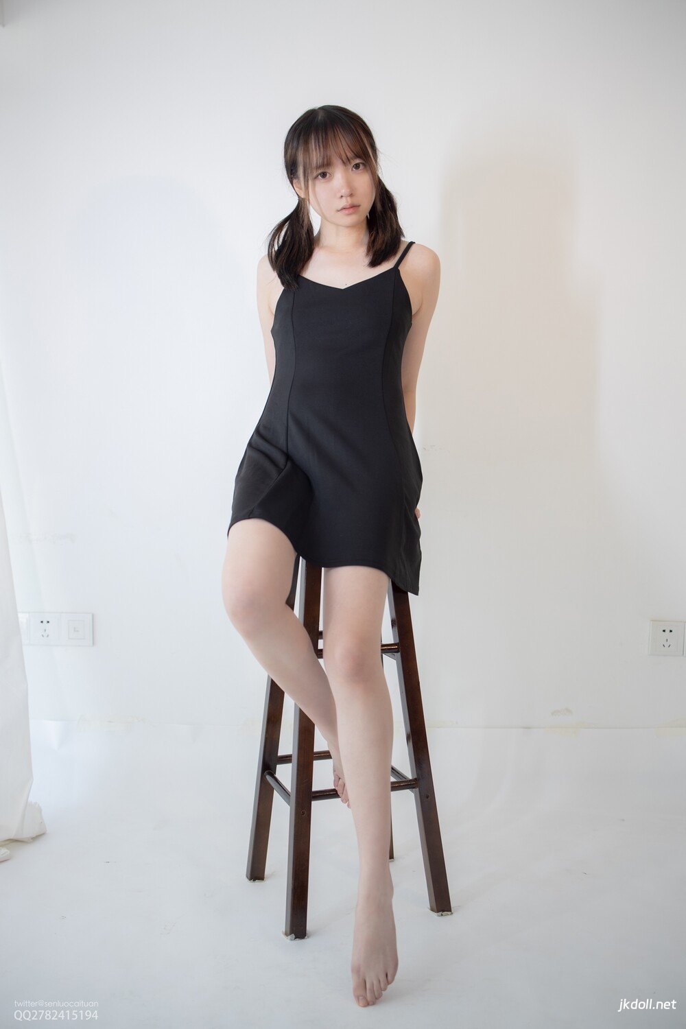 图片[3]-森萝财团 JKFUN-049 定制01-5-2 Aika 高跟鞋果足 [67P1V-1.23GB]-JKDOLL