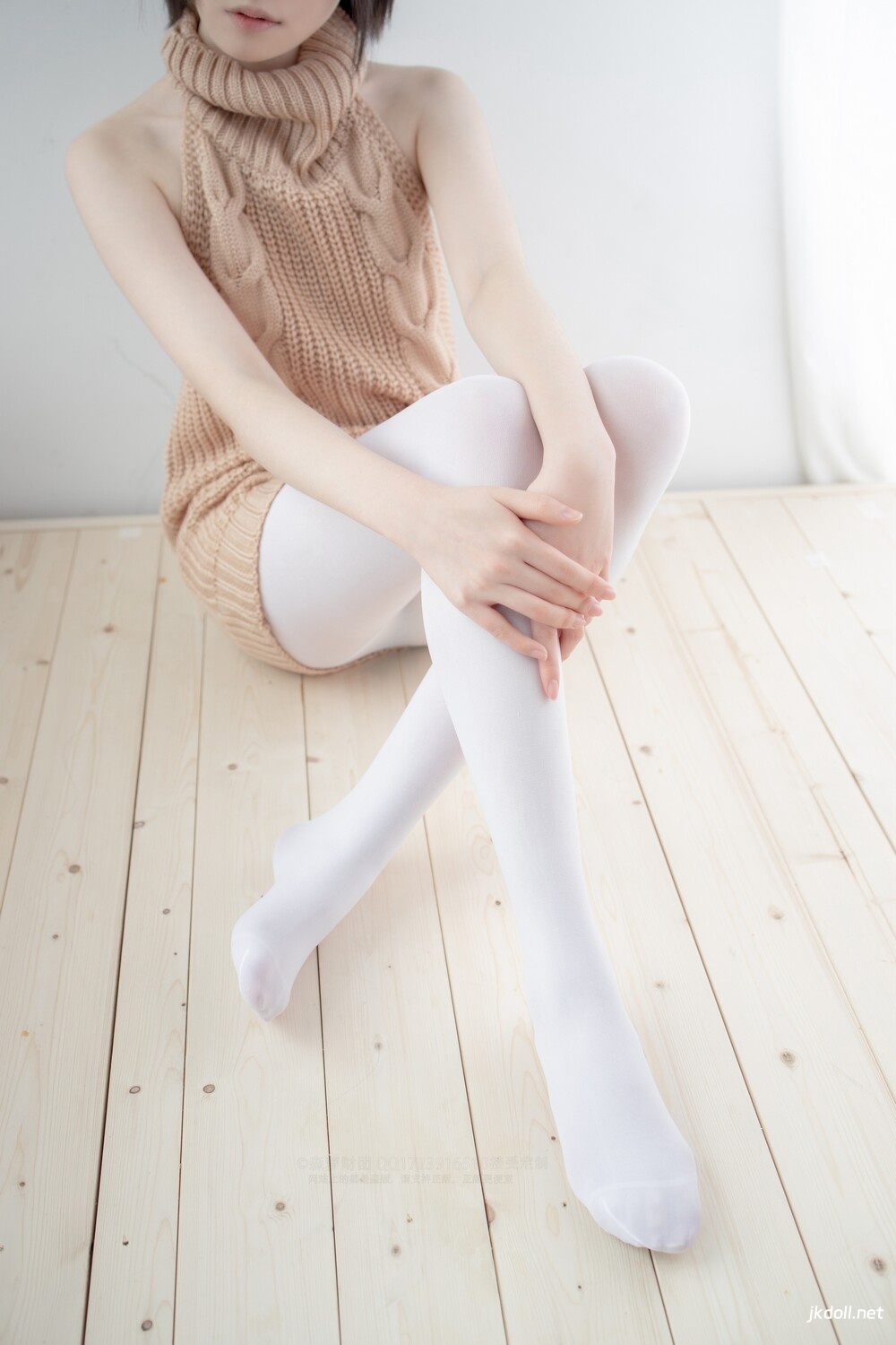 图片[3]-森萝财团 LOVEPLUS-004 露背毛衣80D白丝 [97P1V-2.40GB]-JKDOLL